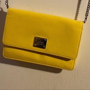 Cross body purse